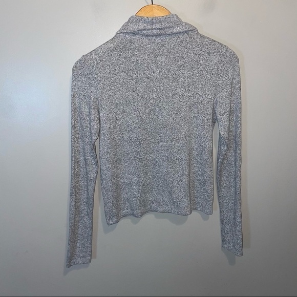 Aerie Lightweight turtle neck long sleeve top - Picture 3 of 4
